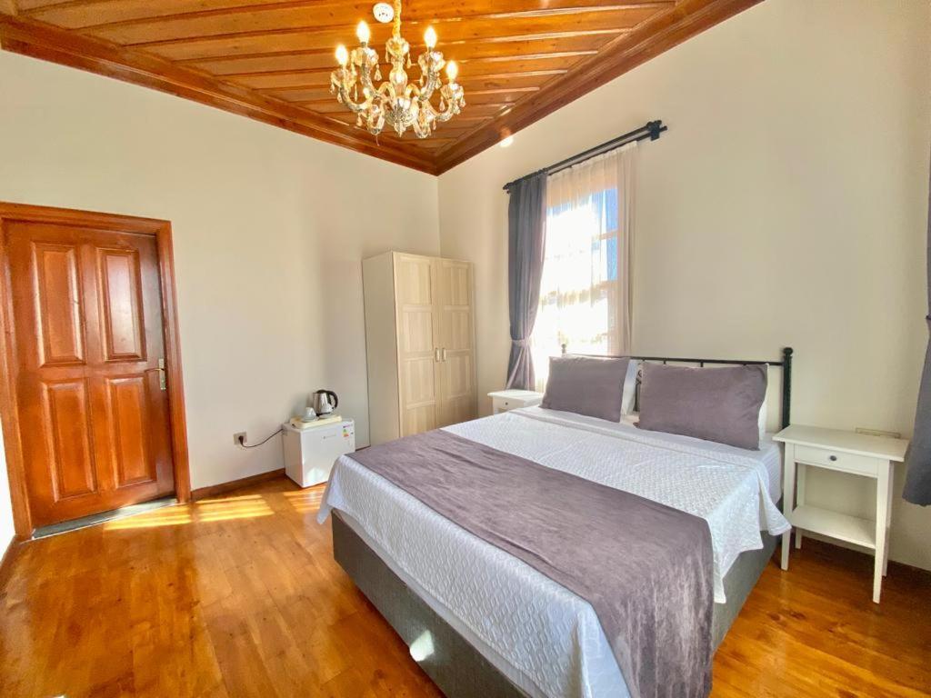 Necip Bey Konagi Apartment Antalya Bagian luar foto
