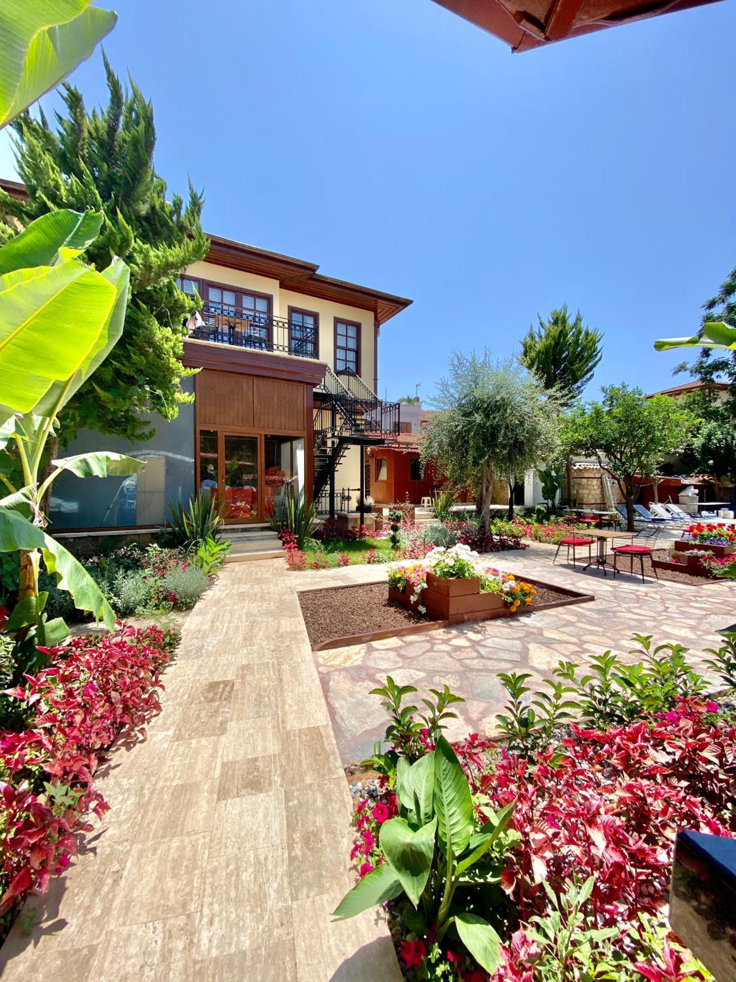 Necip Bey Konagi Apartment Antalya Bagian luar foto