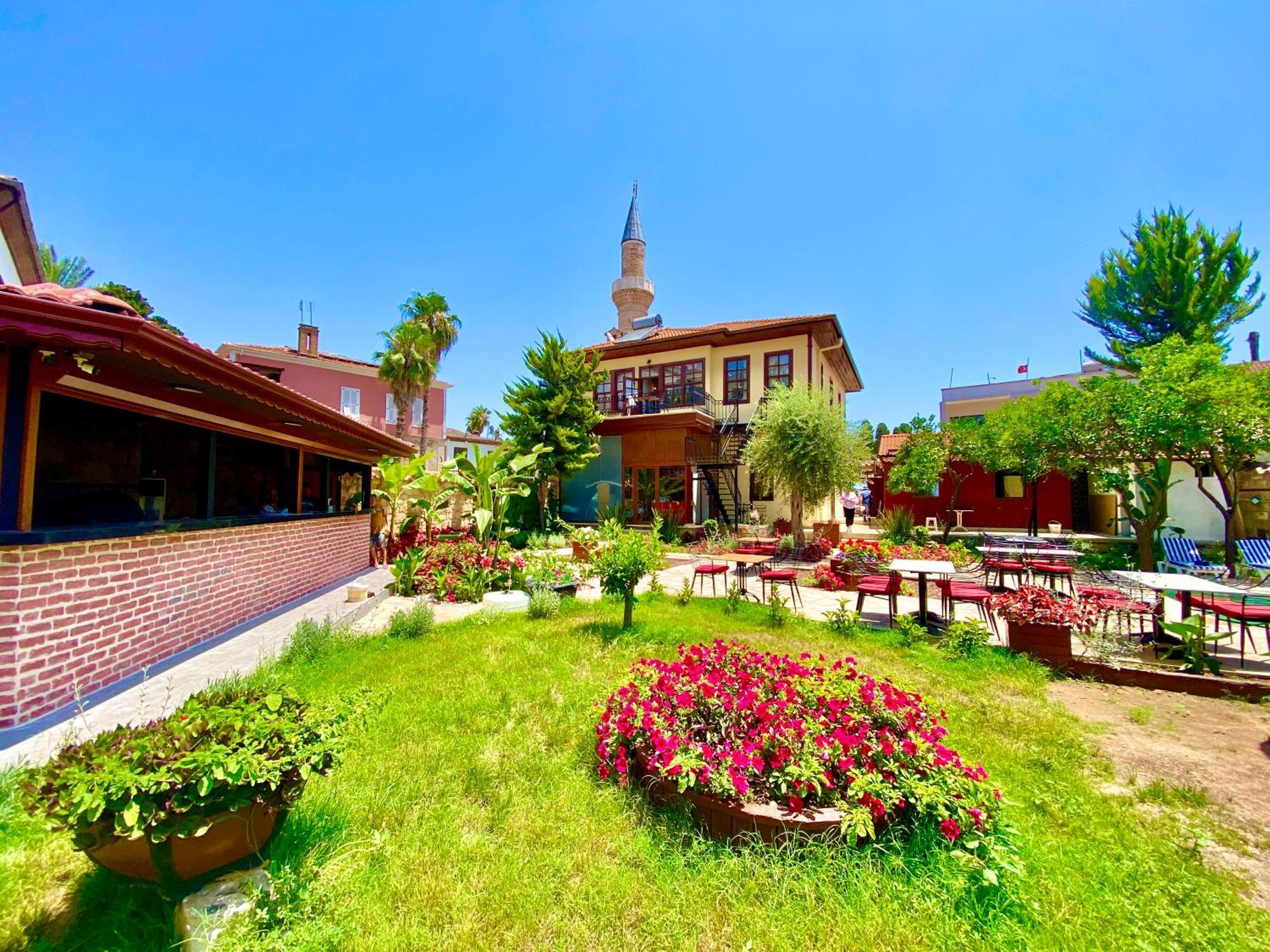 Necip Bey Konagi Apartment Antalya Bagian luar foto
