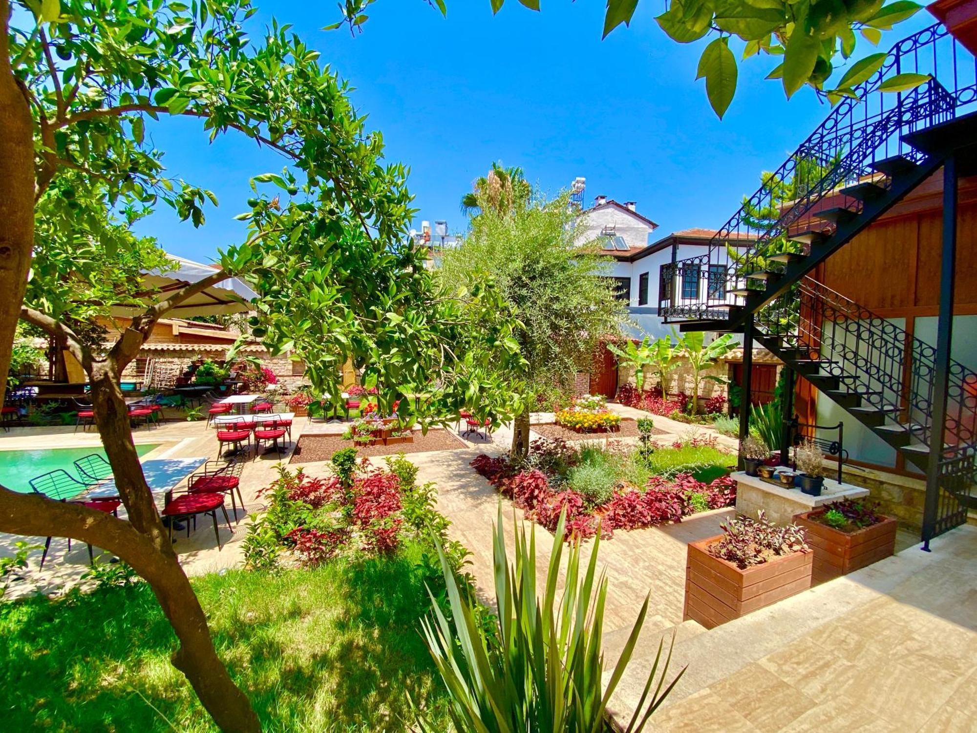 Necip Bey Konagi Apartment Antalya Bagian luar foto